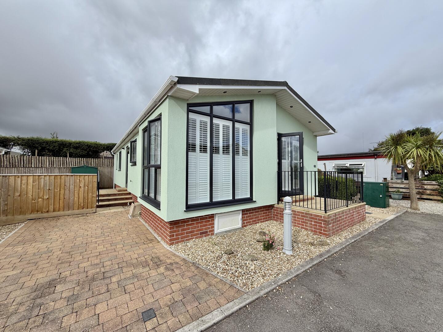 2 bed property in Truro Heights, Truro